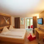 Отель Familotel Amiamo 4*