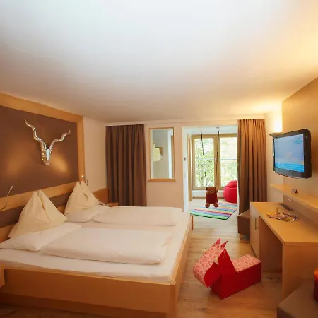 מלון Familotel Amiamo 4*