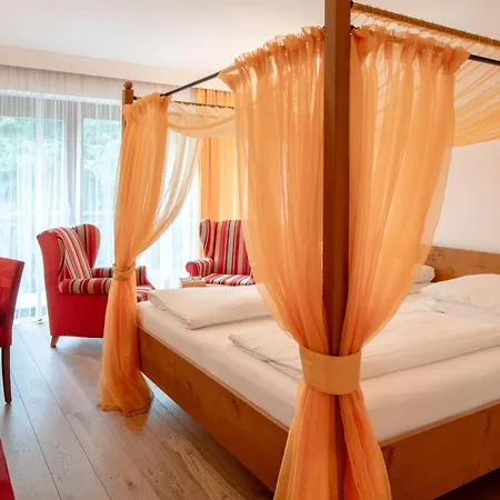 Familotel Amiamo Hotel 4*