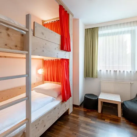 Familotel Amiamo צל-אם-זי