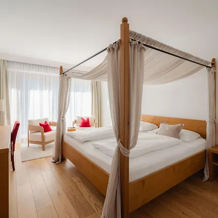 Hotel Familotel Amiamo 4*