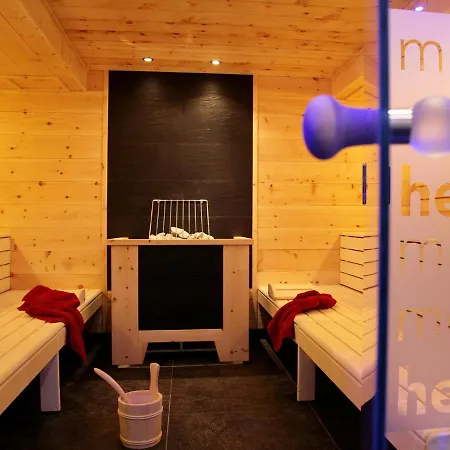 فاميلوتيل أميامو 4*