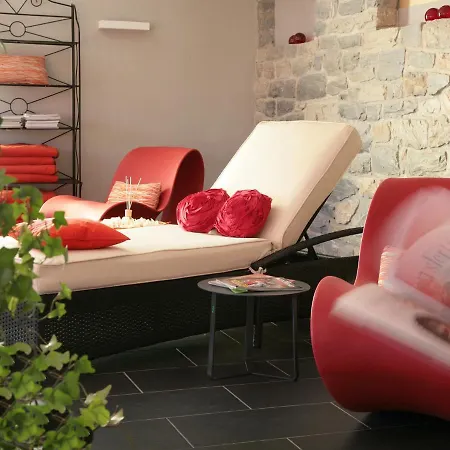 فاميلوتيل أميامو زيل أم سي