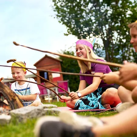 فاميلوتيل أميامو زيل أم سي