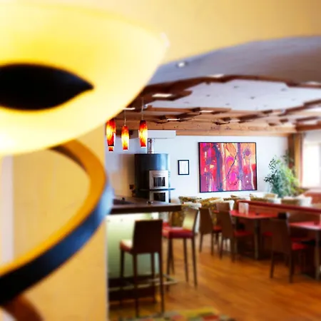 فاميلوتيل أميامو فندق 4*