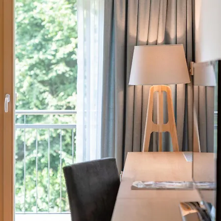 Familotel Amiamo 4* Целль-ам-Зе