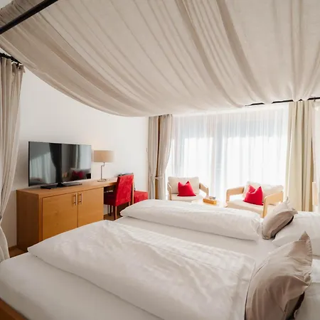 Отель Familotel Amiamo Целль-ам-Зе