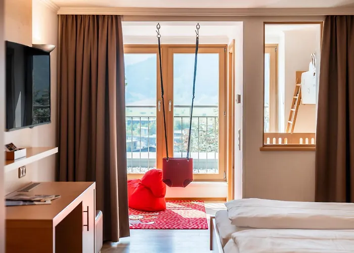 Familotel Amiamo Otel Zell am See